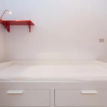 Daire Biennale Garibaldi *